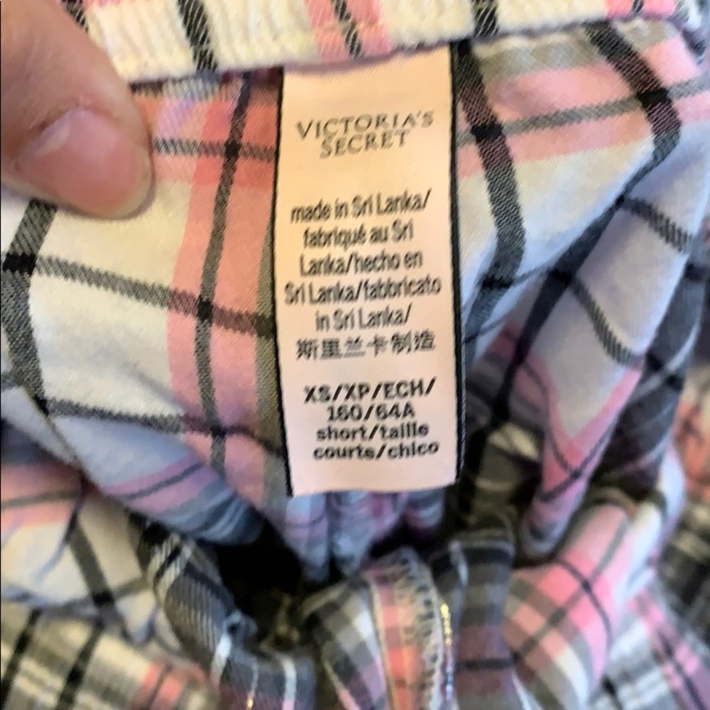 Victoria’s Secret Matching Pajamas Set - Picture 11 of 11